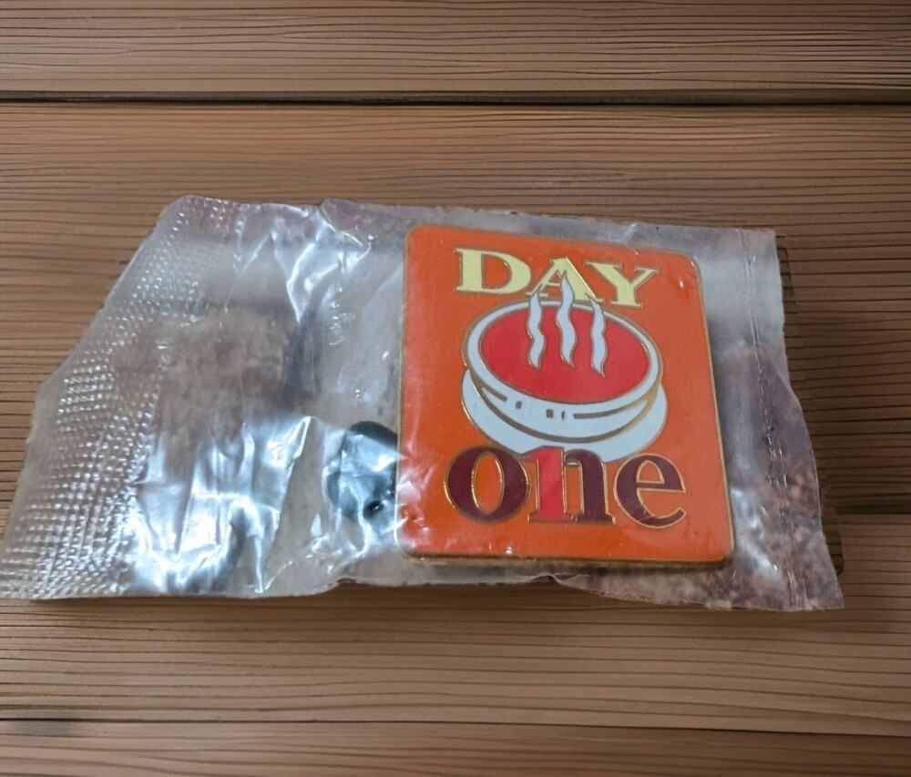 Vintage Day One Lapel Pin Hot Soup Chili Bowl Coffee Tea Collectible New Sealed